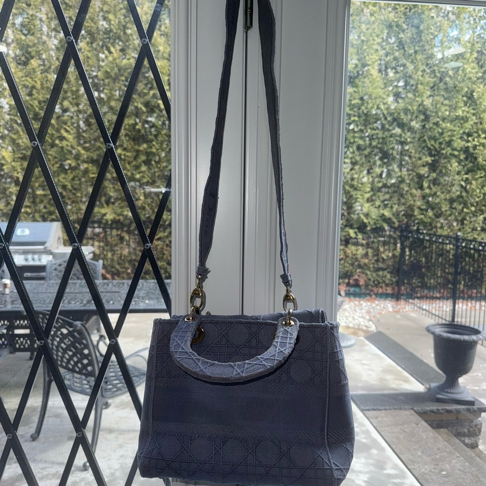 Lady Dior d-Lite Medium Denim Bag - Picture 4 of 16